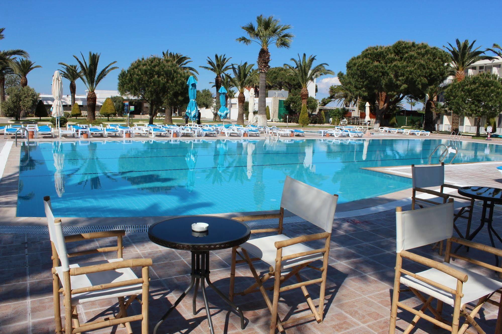 A 11 Hotel Çeşme Esterno foto
